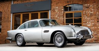 Copertina di Aston Martin DB5, l’iconica auto di 007 all’asta di Sotheby’s in California