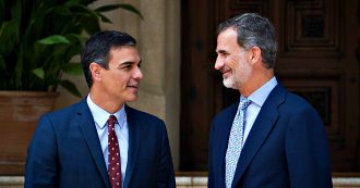 Copertina di Spagna, Sanchez a re Felipe: “La sfiducia tra Psoe e Podemos continua ed è reciproca”. Senza accordo entro settembre si andrà al voto