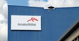 Copertina di Ex Ilva, M5s batte Renzi: l’immunità penale per ArcelorMittal passa da due a quattro anni