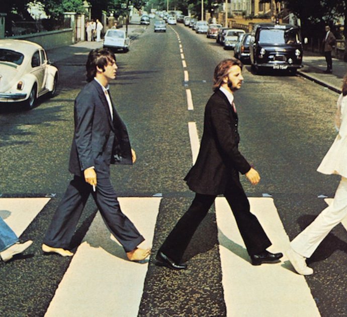 Paul McCartney fotografa i Beatles. A giugno ’23 il libro dove il bassista dei Fab Four immortala John, Ringo e George all’apice della carriera