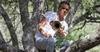 Copertina di “Sono nato musicista di liscio. Da sardo amo mescolare”