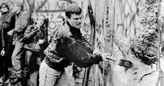 Copertina di Ultimo capodanno a Berlino: il muro è ormai un souvenir