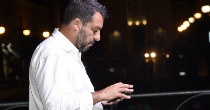 Roma, niente stanza in affitto “per chi fa selfie con Salvini”: la denuncia di una studentessa