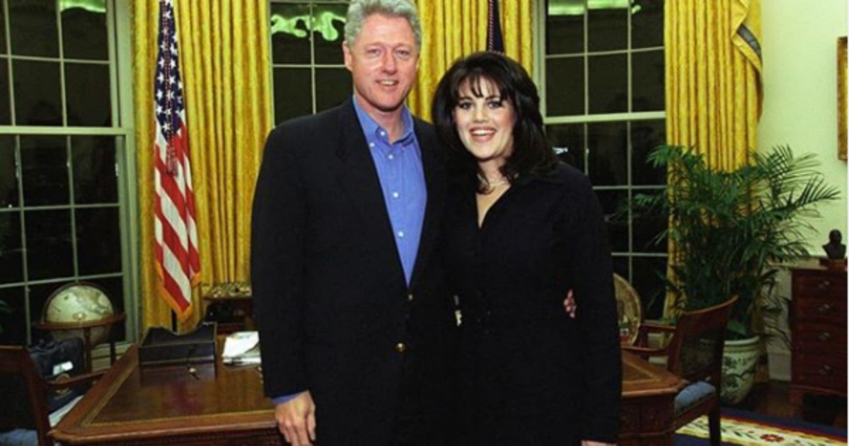 Monica Lewinsky, lo scandalo Clinton diventa una serie: come vive una donna considerata la “sgualdrina d’America”