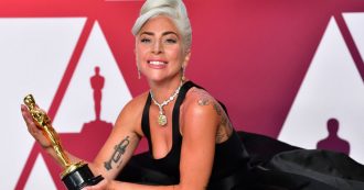Copertina di “Shallow è stata copiata”. Lady Gaga accusata di plagio da un cantautore statunitense