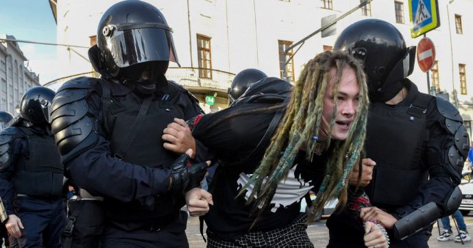 Mosca, l’incubo nucleare nel giorno del “no”