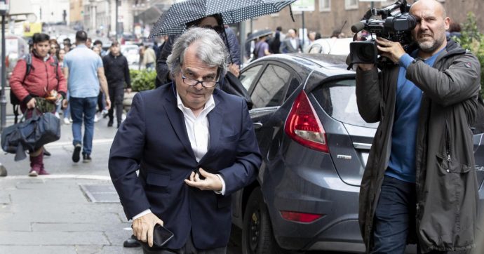 Forza Italia a pezzetti: voto subito sì, no, forse