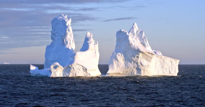Antartide: si è sciolto A68, l’iceberg più grande del mondo. Era grande 6mila chilometri quadrati