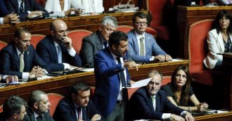 Crisi di governo – In Aula Salvini perde la prima: ok calendario M5s-Pd. Niente sfiducia della Lega, il 20 Conte parla al Senato