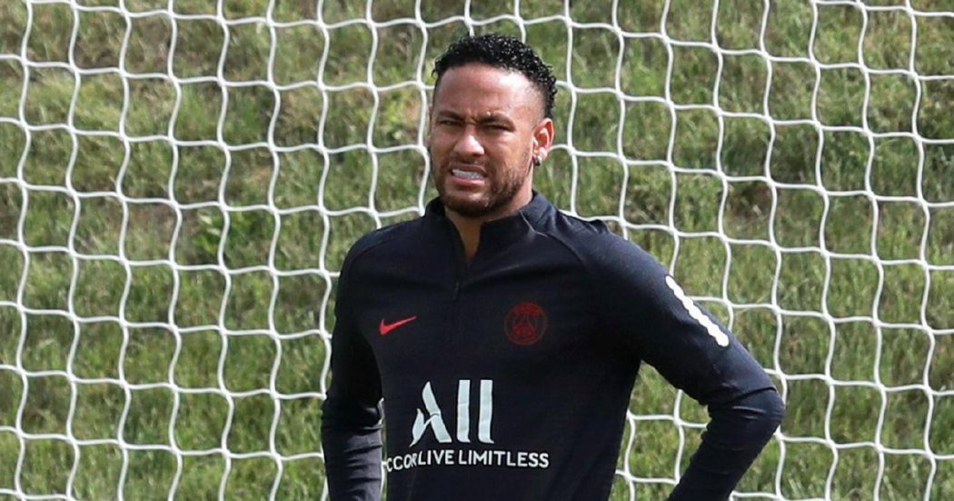 Parigi molla Neymar, il “grande incompiuto” Parigi molla Neymar, il “grande incompiuto”