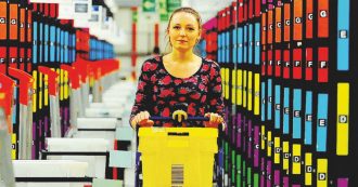 Copertina di Libri, Bezos si tiene stretti i numeri sulle (crescenti) quote di  mercato