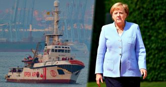 Copertina di Open Arms, Salvini blocca la nave nonostante disponibilità di 6 Paesi Ue trovata da Conte. Il Viminale: ‘Nessun paese ha fatto passi formali’