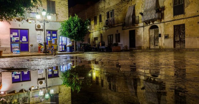 Copertina di Andrea è tornato in Sicilia: Teresa lo stava aspettando