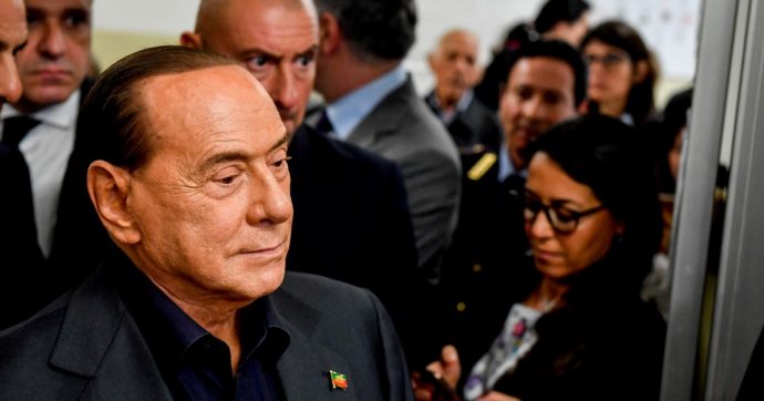 Banda dei 4 e Partito Mediaset: i due forni di B.