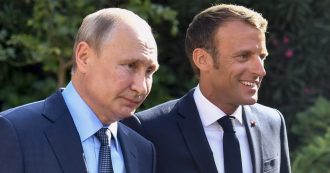 Copertina di La Russia avverte Macron: “Sappiamo che vuole portare 2mila militari in Ucraina. Sarebbero un nostro obiettivo primario”