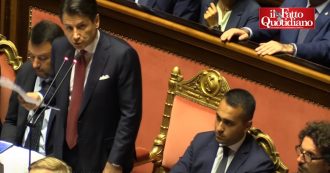 Copertina di Crisi di governo: la stoccata di Conte al M5s. E i senatori del Movimento applaudono