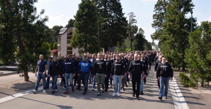 Milano, pm presenta ricorso in appello contro assoluzioni di 4 dirigenti di Lealtà azione: avevano manifestato con saluti romani