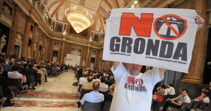 Copertina di Gronda, l’alternativa fa spendere 2 miliardi in meno di pedaggi