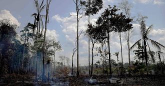 Amazzonia in fiamme, “per sfruttare le risorse minerarie. Ma necessario aiutare contadini a prevenire incendi: così li addestriamo da anni”