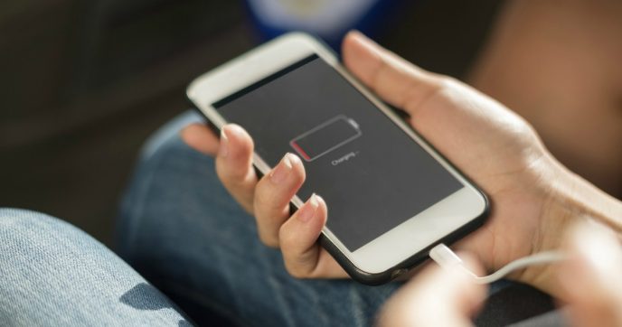 Power bank che esplodono, tutto quello che c’è da sapere per limitare i rischi. Dalle protezioni multiple alle abitudini da evitare