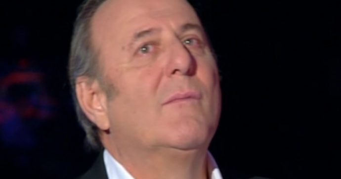 Gerry Scotti in lacrime: “Ciao Alan. Quante puntate insieme abbiamo fatto” Gerry Scotti in lacrime: “Ciao Alan. Quante puntate insieme abbiamo fatto”