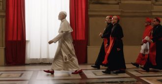 Copertina di The new pope, il trailer ufficiale della seconda serie creata da Sorrentino ambientata in Vaticano
