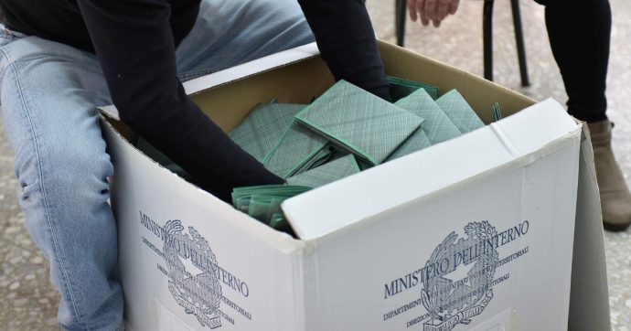 Umbria, Emilia e Calabria. Il Pd lancia l’amo Regionali