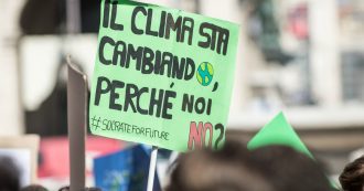 Copertina di Ambiente, l’uomo ha iniziato a modificare il clima 10mila anni fa. La ricerca: “Impennata squilibrio ecosistema negli ultimi 150 anni”