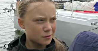 Copertina di Greta Thunberg, folla al suo arrivo a New York dopo la traversata: “Viaggio impegnativo, incredibile questa accoglienza così calorosa”