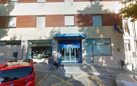 Ancona, 34enne morta durante parto: 23 indagati per omicidio colposo. Fissata per il 6 settembre l’autopsia su madre e feto