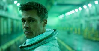 Copertina di Pitt vola “Ad Astra”. Ma la Mostra stenta a decollare