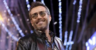 Copertina di “Attenti ai social: prima danno, poi tolgono. Capito Salvini?”