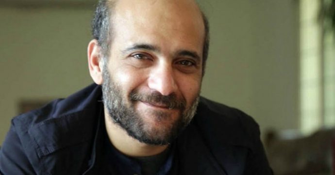 Egitto, scarcerato l’attivista Ramy Shaat: è stato uno dei leader della rivoluzione di piazza Tahrir. Sarà espulso dal Paese