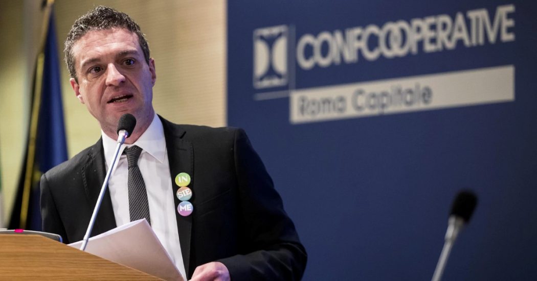 “Io, candidato 5 Stelle-Pd lancio l’asse per le Regionali” “Io, candidato 5 Stelle-Pd lancio l’asse per le Regionali”