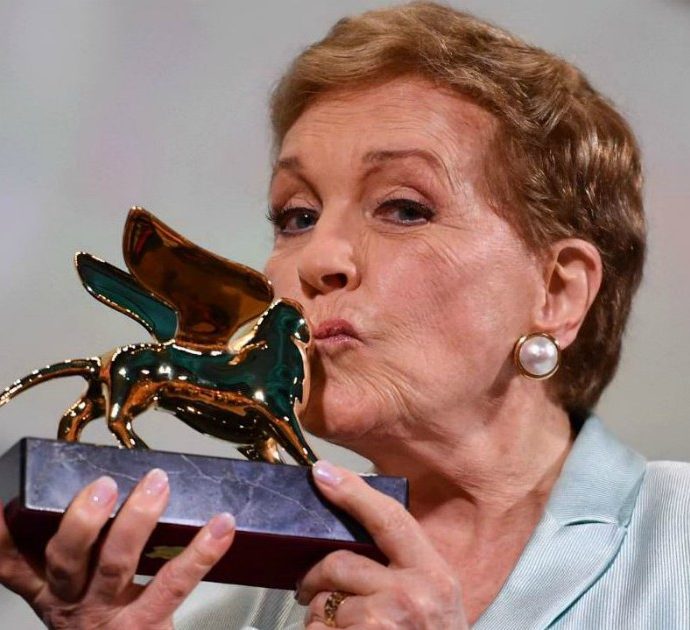 Mostra del Cinema di Venezia, Leone d’oro alla Carriera a Julie Andrews. Premiata da Guadagnino: “Specialista nell’arte della vita”