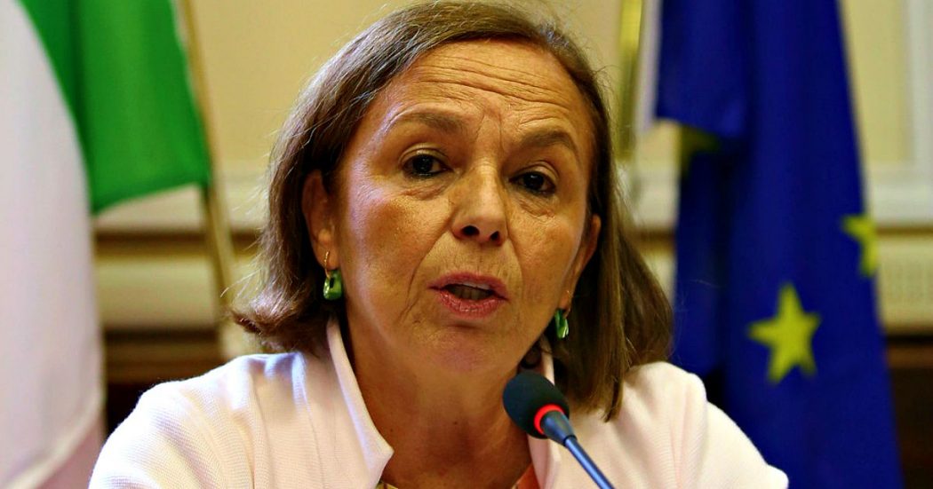 Luciana Lamorgese, chi è la prefetta che è ministra dell’Interno. E sui migranti disse: “Bisogna accogliere nelle regole”