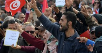 Copertina di Ho visitato la Tunisia e ho trovato un paese solidale e in continuo movimento. Altro che crisi di governo