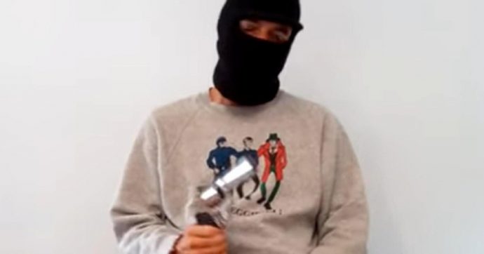 Diabolik, duello tra fascisti: dopo il video parla Boccacci