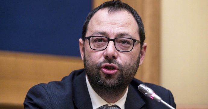 Il ministro umanista, fuochista o di fatica? E la Trenta non fa 31