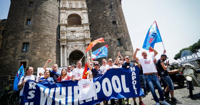 Copertina di Whirlpool lascia Napoli (con la scusa della crisi) ma non i soldi stanziati