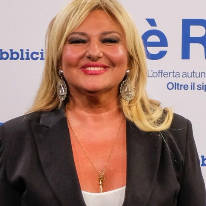 “Sembro l’incredibile Hulk, rappresentata come un mostro. La gente mi ha detto che faccio schifo e devo morire”: lo sfogo Monica Setta dopo l’imitazione della Gialappa’s