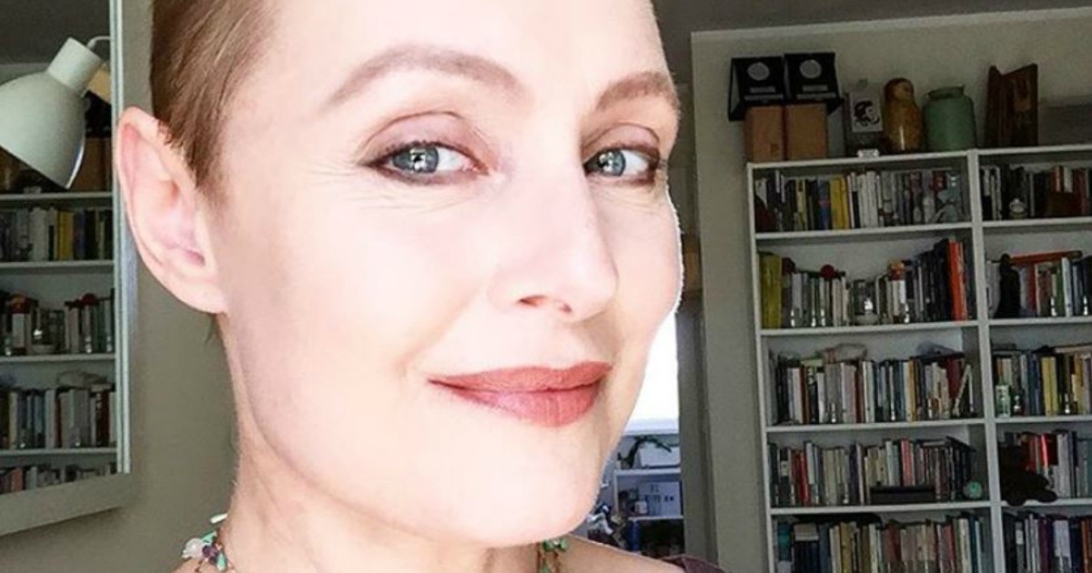 Sabrina Paravicini dopo la mastectomia: “Quando ho perso ciglia, capelli e sopracciglia mi sentivo come un’aliena”