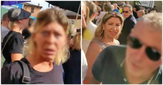 Copertina di Modena, la contestatrice accerchiata dai fan di Salvini: “Sei grassa e brutta, dimagrisci. Vai a Bibbiano”