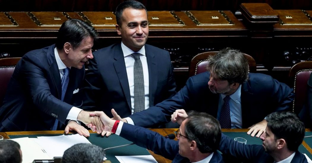 Di Maio chiede “l’aiutino” e ferma Conte su Chieppa Di Maio chiede “l’aiutino” e ferma Conte su Chieppa