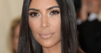 Copertina di Kim Kardashian: “Il Covid? Al mondo serviva una pausa. Anche Kanye West lo ha preso”. Ma scoppia la polemica: “Facile se sei milionaria”