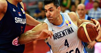 Copertina di Mondiali basket, le magie di Campazzo e i 20 punti del 39enne Scola: così l’Argentina ha eliminato la favorita Serbia. Gli highlights