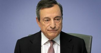 Copertina di Bce, Draghi: “Abbiamo deciso di abbassare i tassi d’interesse di 10 punti base a -0,50%”