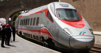 Copertina di Il caso del Frecciargento Roma-Genova partito con 50 minuti di anticipo “per non arrivare in ritardo”: lasciati a piedi decine di passeggeri