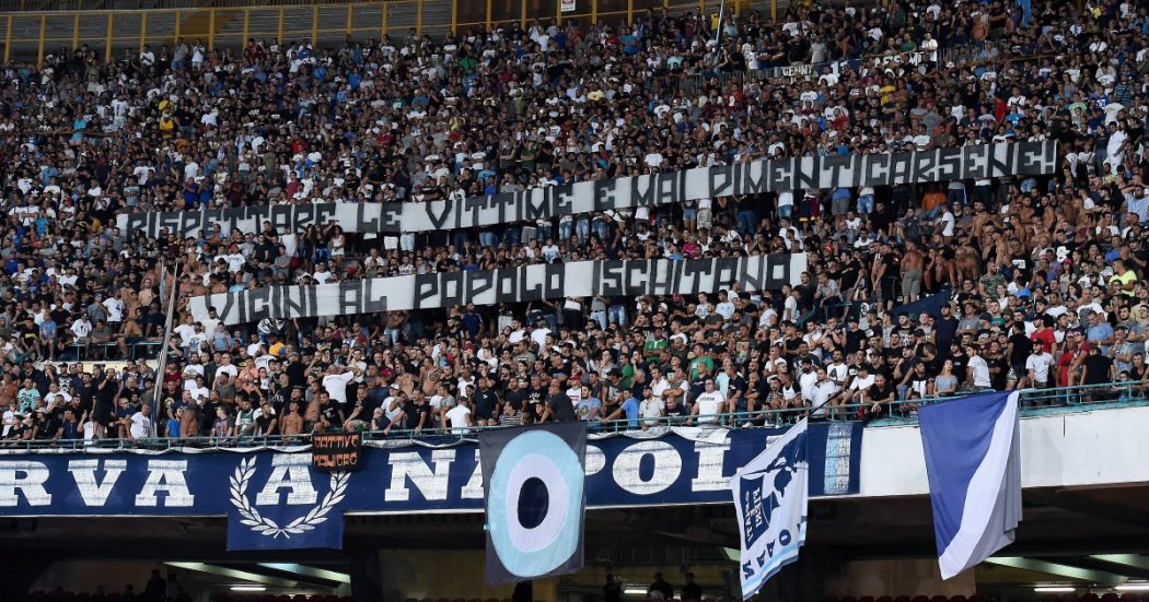 Napoli, tornano i biglietti omaggio ai consiglieri Napoli, tornano i biglietti omaggio ai consiglieri