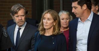 Copertina di Felicity Huffman, condannata a 14 giorni di prigione la protagonista di Desperate Housewives